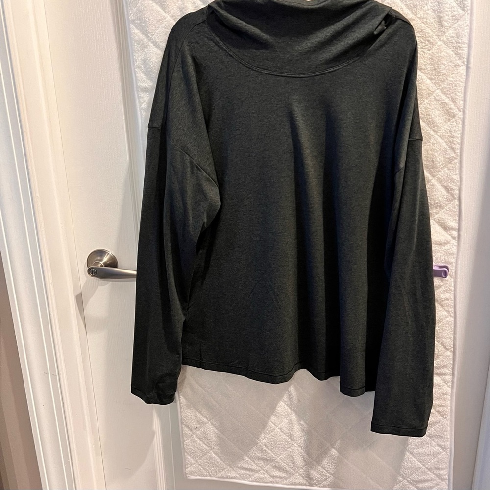 Athleta Uptempo Hoodie (gray)